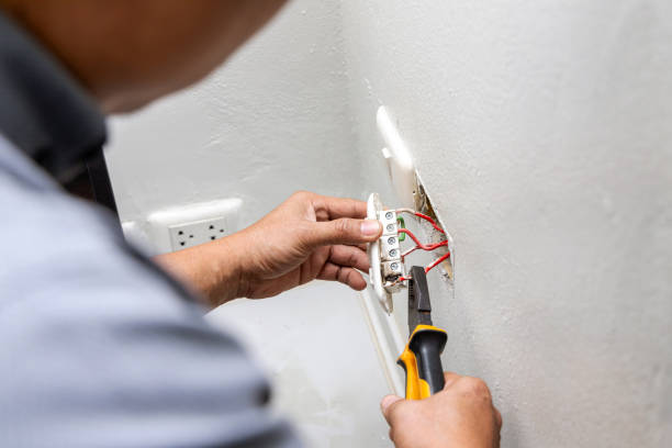  Pocola, OK Electrician Pros